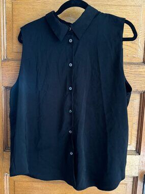 Banana Republic Black Sleeveless Button Front Blouse XL